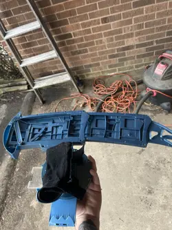 Vintage 1996 Yu-Gi-Oh Duel Disk Card Launcher - Image 5