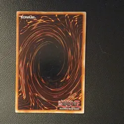 Blue-Eyes White Dragon PCK-001 MP Secret Rare Yu-Gi-Oh Power Chaos Kaiba - Image 2