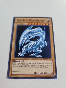 Blue-Eyes White Dragon DPKB-EN001 - Kaiba - Unlimited N/M #Y101 - Image 1