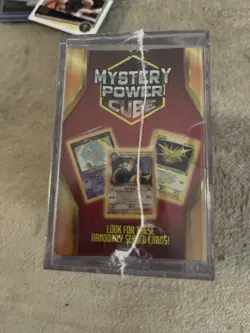 Pokemon Mystery Power Cube 2020 Ultra RARE - Possible 1st Edition Charizard 728192492327 - Image 2