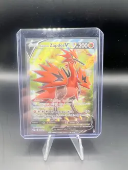 Pokemon Galarian Zapdos v TCG Sword & Shield Chilling Reign Holo Card 173/198 - Image 1