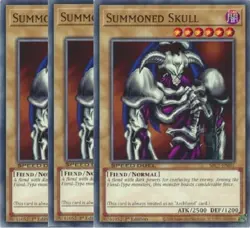 Yugioh - Summoned Skull x 3 - 1st Edition NM - Plus Free Holographic Card - Image 1