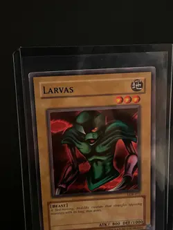 Yu-Gi-Oh! Legend of Blue Eyes Larvas LOB-073 1st Edition BB4 AWH - Image 2