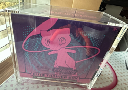Pokemon SWSH Fusion Strike Elite Trainer Box ETB with Acrylic Case - Image 1