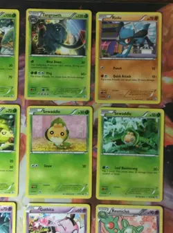 Legendary Treasures Black + White 2013 Vintage Pokemon Card Lot Read Description - Image 3