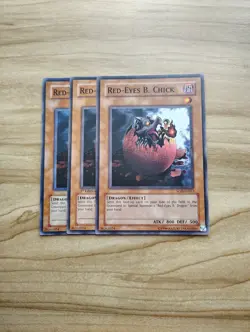Yu-Gi-Oh! - Red-Eyes B. Chick 3X - Complete Playset Of Common Cards - Image 1