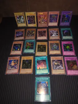 Vintage Yu-Gi-Oh Tcg Card Lot Of 21 Heavyplay/Damaged Holos - Image 2