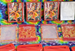 *Pokemon Charizard Premium Collection - 65 Sleeves, Magnetic One Touch & Stand * - Image 1