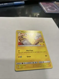 2021 Pokemon Pikachu 025/025 McDonald's 25th Anniversary Regular LP+ - Image 2