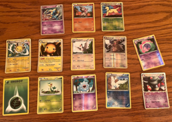 Pokemon cards (hundreds) 1999/2000 vintage, 1st editions, holofoils, in MINT lot - Image 4