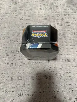 Pokemon TCG Vaporeon V Eevelutions Tin Factory Sealed - Image 3