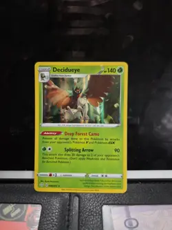 Decidueye 013/189 Swsh03: Darkness Ablaze Holo Rare Pokemon - Image 1