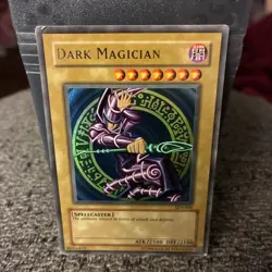 Dark Magician Ultra Rare SDY-006 Starter Deck: Yugi Unlimited HP - Image 1