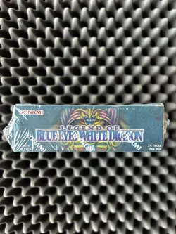 Yu-Gi-Oh! Legend of Blue Eyes White Dragon Booster Box 25th Ann. English Sealed - Image 3