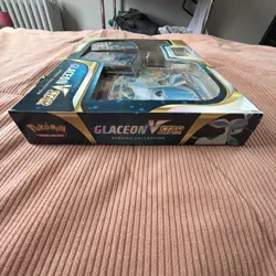Pokemon TCG Glaceon VSTAR Special Collection Box Fusion Strike SEALED - Image 3