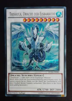 Yu-Gi-Oh DUSA, Trishula, Drache der Eisbarriere "near mint", 1. Auflage - Image 1