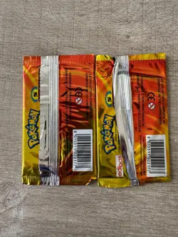 Pokemon Rainbow Lamincards Advanced - 2005 French - Booster pack 2x - Sealed - Image 2