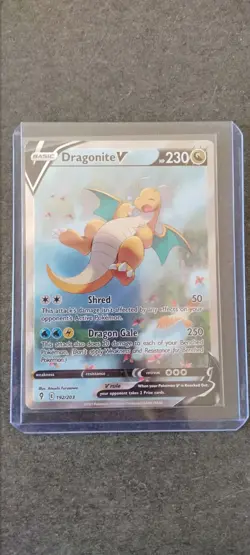 Pokemon card Dragonite V (Alternate Full Art) - SWSH07: Evolving Skies (SWSH07) - Image 3