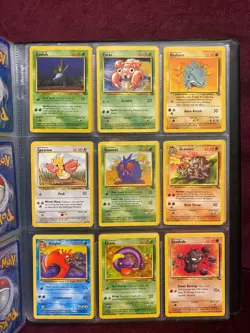 Fossil and Jungle Set Pokemon Cards Bundle Vintage Collection No Duplicates - Image 3