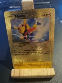 Pikachu 076/073 Gold Pokemon Card Brand New - Image 3