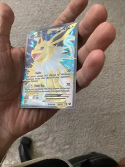 Pokemon TCG Jolteon EX 28a/83 Generations Ultra Rare Holo Full Art MP - Image 4