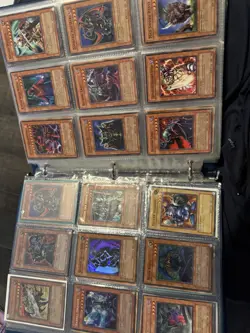 Yu-Gi-Oh! TCG Vintage 1st Edition and Normal CardsBinder Collection Holos R - Image 5