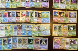 1995 Pokemon Lot🔥 16 Holos 🔥 103 card lot! Conditions vary from card to card. - Image 3