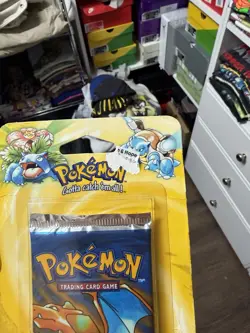 Pokemon TCG Base Set Booster Blister Pack Charizard - Image 3