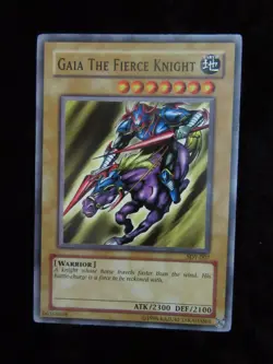 YU-GI-OH! TRADING CARD GAIA THE FIERCE KNIGHT SDY-007 - Image 1