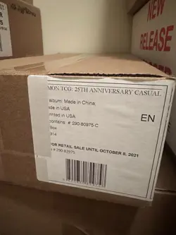 Pokemon TCG 25th Anniversary Celebrations Prime Collection Box 820650809750 - Image 2