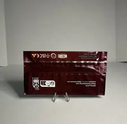 The Lord of the Rings: Tales of Middle-Earth Realms & Relics Box Topper Pack Mtg - Image 2