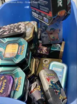 Pokemon TCG Multicolor Collectible Trading Cards Large Mixed Lot - Image 1