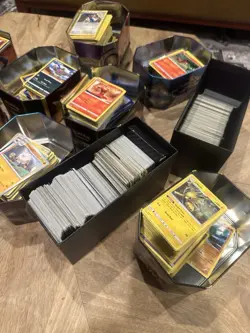 Pokemon Card Bulk Lot 500+ Cards | Commons & Uncommons | Some Energy Included - Image 1