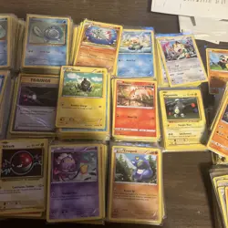 200 RANDOM COMMON, UNCOMMON, POKEMON CARD LOT Modern *Great for Kids* - Image 2