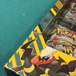 Pokemon TAG TEAM Powers Collection Umbreon & Darkrai GX - Image 3