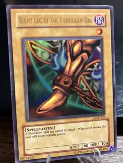 Yu-Gi-Oh TCG Right Leg Of The Forbidden One #LOB-EN120 - Image 2