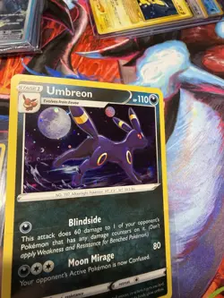 Pokemon TCG Umbreon Black Star Promos Holo Card Swsh129 Near Mint - Image 2