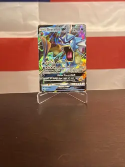 GYARADOS GX 2017 POKEMON SUN & MOON CRIMSON INVASION RARE HOLO 18/111 NM-M - Image 1