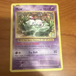 Pokemon TCG Mew 53/108 Evolutions Holo Rare 40 HP English Basic Card - Image 1
