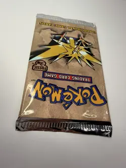 Pokemon WOTC Unlimited Fossil Booster Pack Factory sealed ZAPDOS - Heavy 21.22 - Image 3