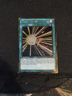 Yugioh Mask Change PGL3-EN083 Gold Rare 1st Ed - Image 1