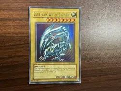 Blue-Eyes White Dragon SDK-001 Ultra Rare Yu-Gi-Oh! TCG Used, Slightly Played. - Image 3