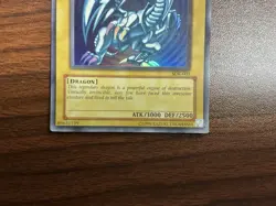 Blue-Eyes White Dragon SDK-001 Ultra Rare Yu-Gi-Oh! TCG Used, Slightly Played. - Image 5