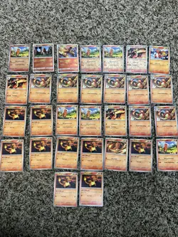 Pokemon TCG Charmander & Charmeleon charizard 30 Card Lot - Image 1