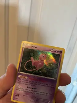 Pokemon Mew 29/124 Fates Collide Holo Rare Basic 50 HP English Card - Image 4