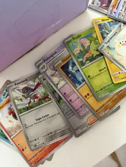 Pokemon TCG 4.3 lb Random Mixed Card Lot Bulk English and Japanese - Image 2