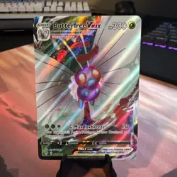 Butterfree VMAX 002/189 - Darkness Ablaze - Ultra Rare - Pokemon - NEAR MINT - Image 1