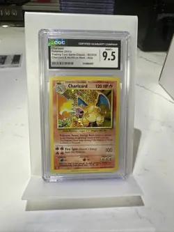 Charizard 003/034 Trading Card Game Classic Holo - Image 1