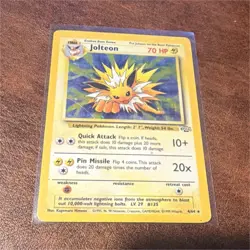 Pokemon Jolteon Jungle 4/64 Rare 70 HP Card Wizards of the Coast 1999 - Image 1