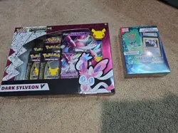 Pokemon TCG: Celebrations Collection Box [Dark Sylveon V ) 820650809392 - Image 1